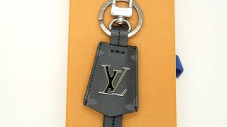 LOUIS VUITTON キーホルダー ポルトクレ・クロッシュ M63620 | 質屋の中島